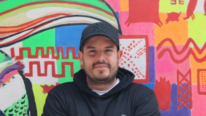 Colombiajero tu guia de confianza sonriendo para tu proximo pasadia en bogota